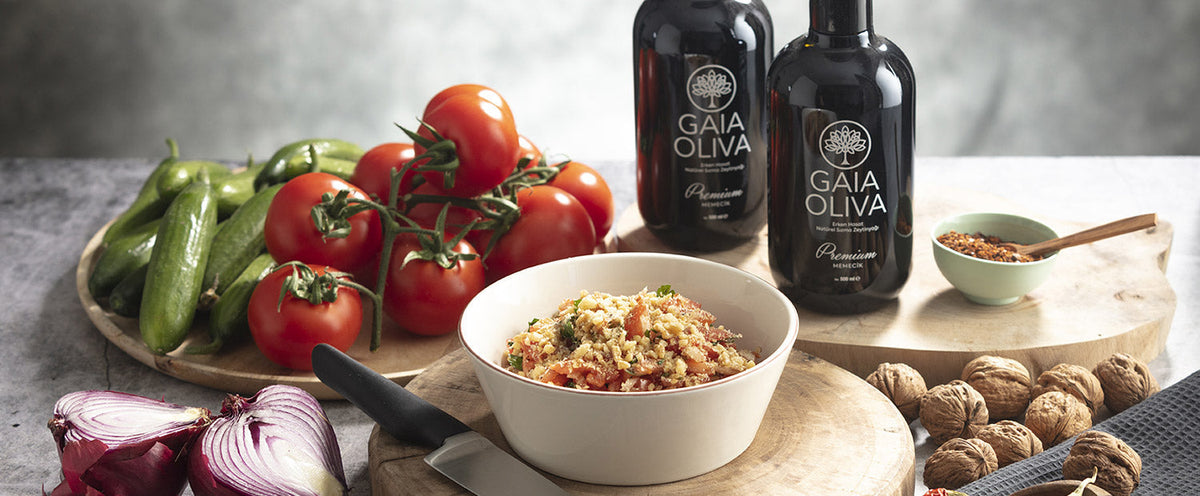 Tomato & Walnut Salad with Pomegranate Molasses